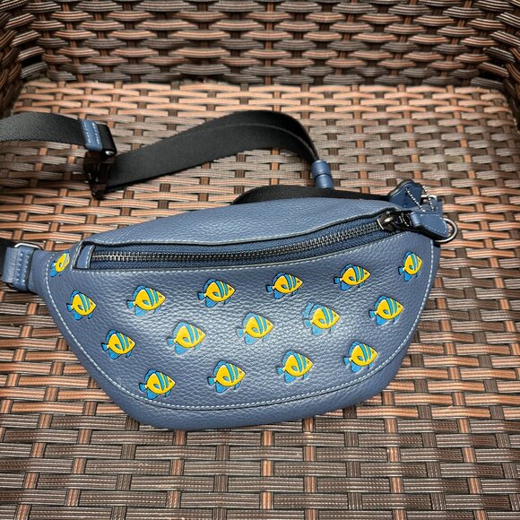 NWT Coach Warren Mini Belt Bag With Fish Print CT872 - Picture 1 of 8
